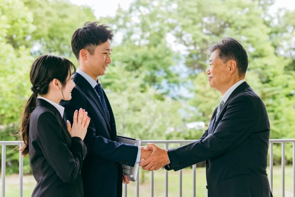 名刺管理ソフトって本当に必要なの？みんなの導入事例をチェック！